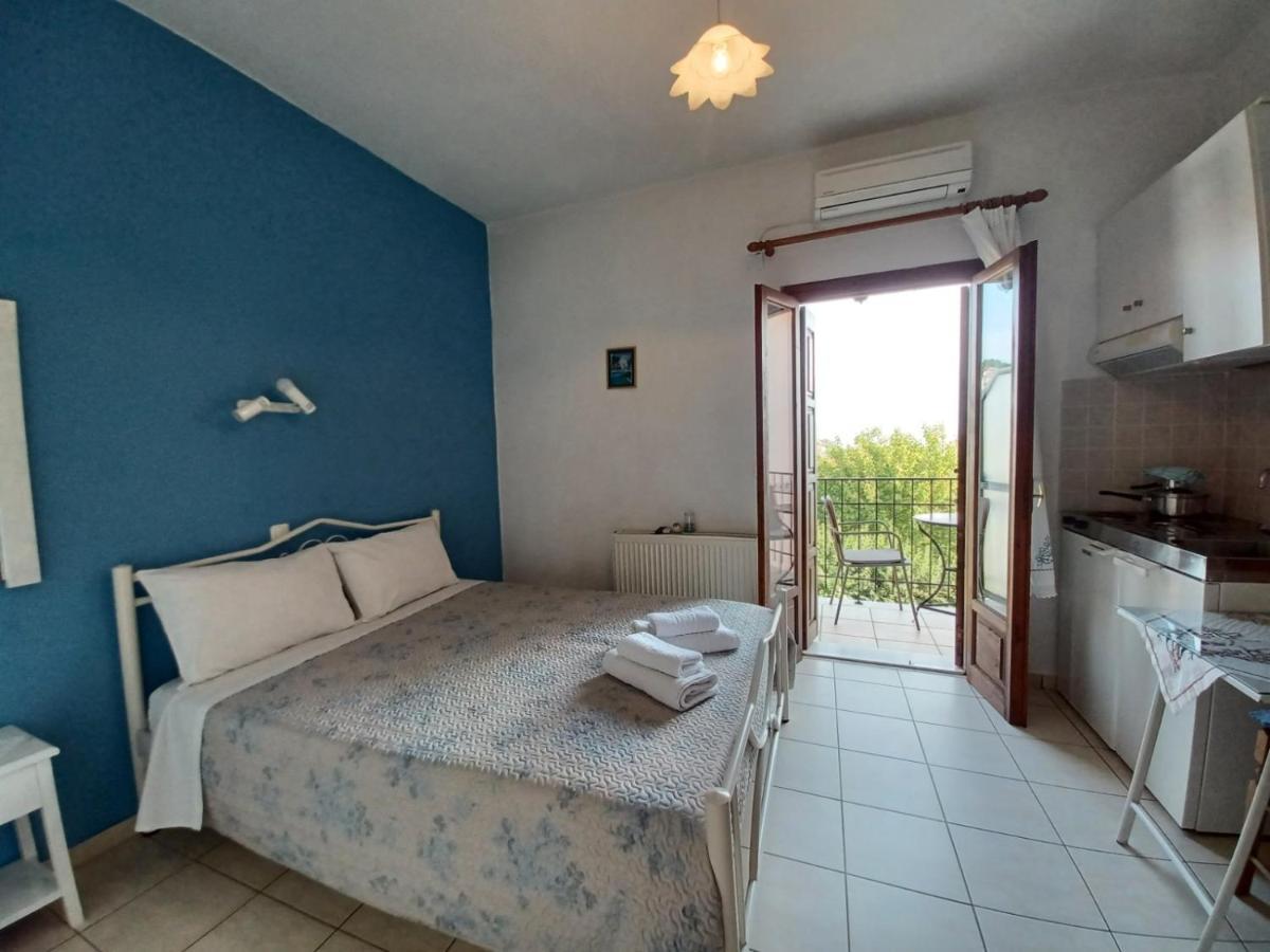 Maravelias Rooms Tríkeri Exteriör bild