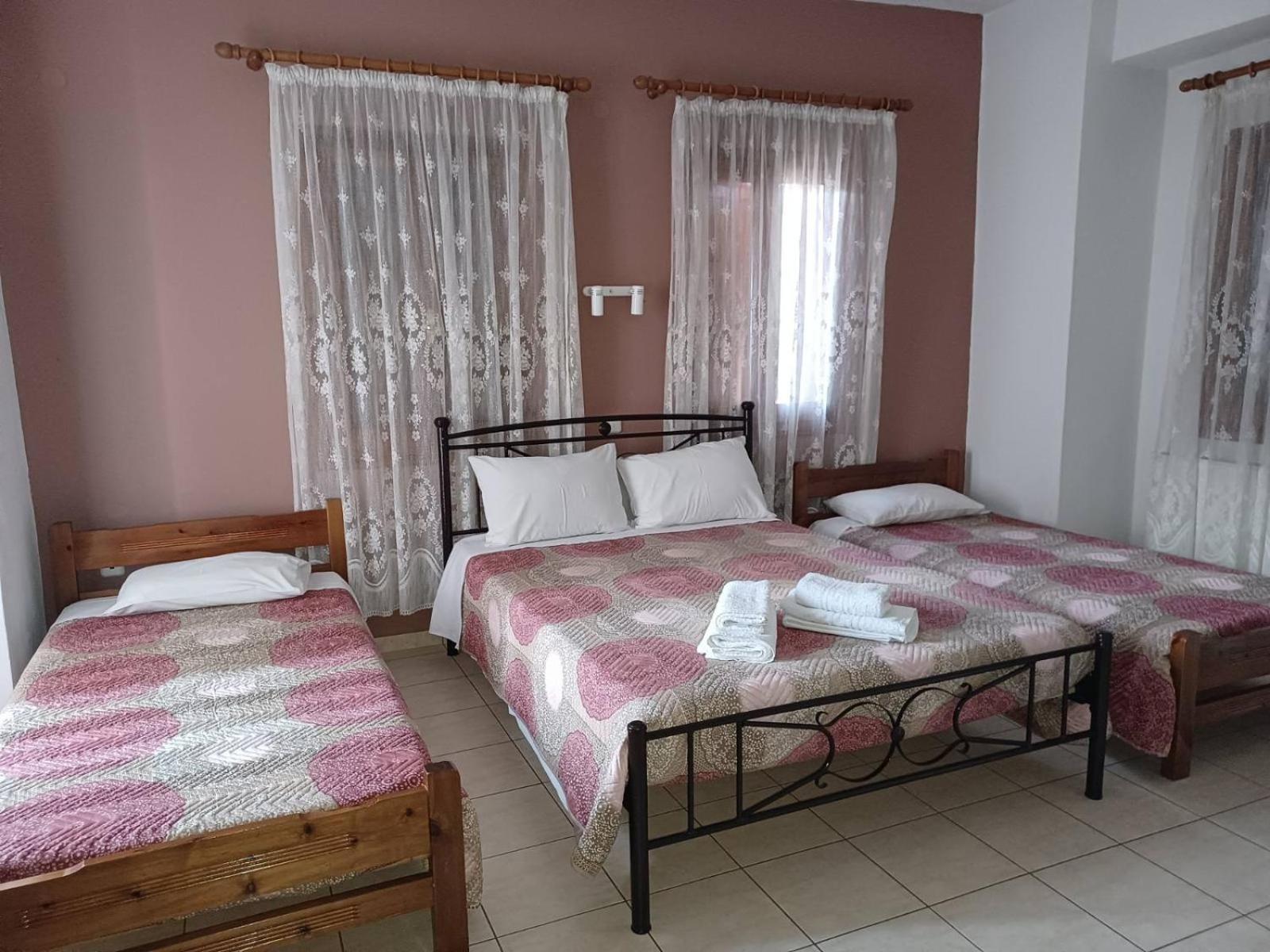 Maravelias Rooms Tríkeri Exteriör bild