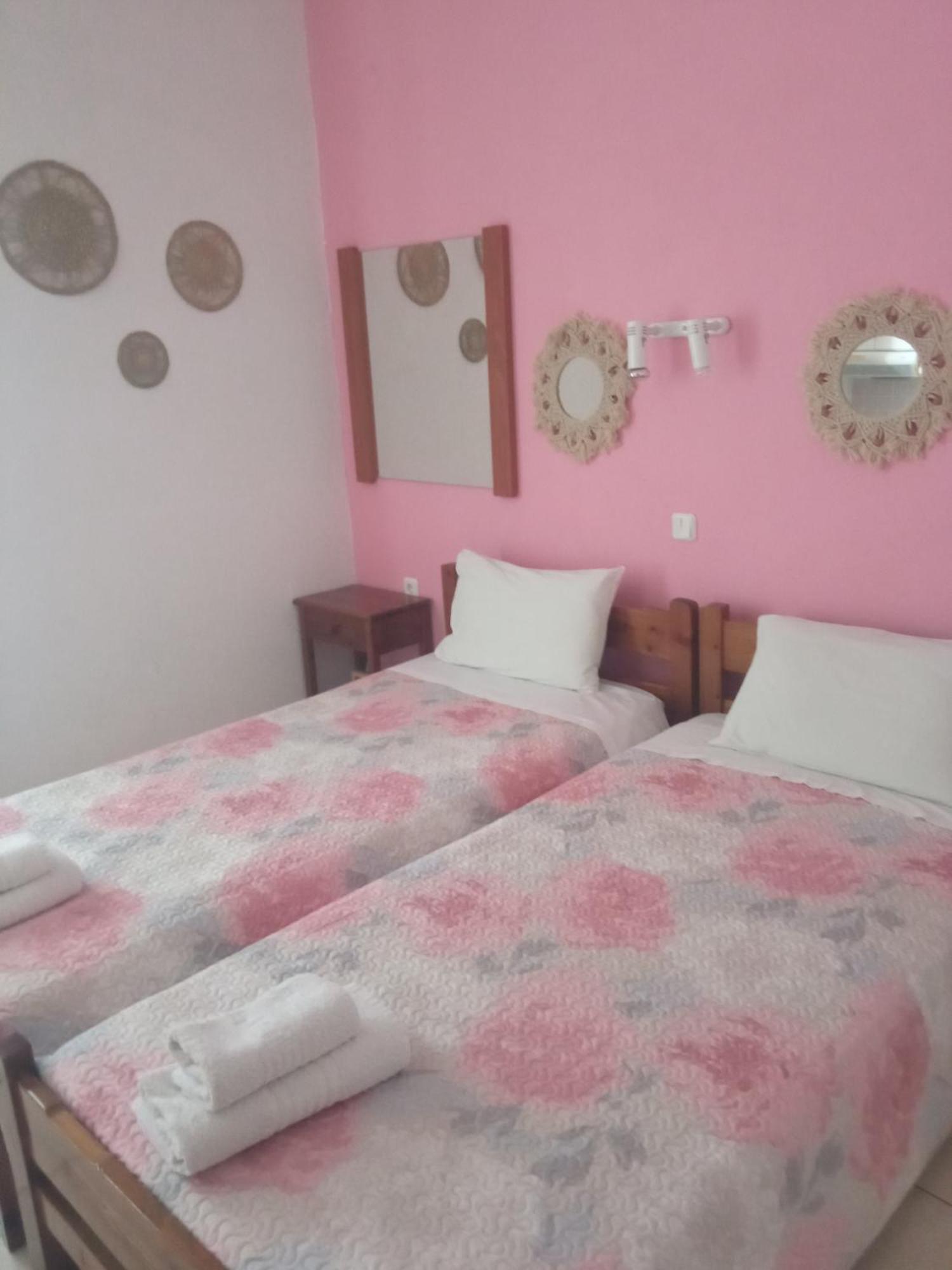 Maravelias Rooms Tríkeri Exteriör bild